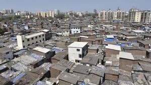 A total of 37% of Mumbai’s households with metal roof structures are exposed to a risk of high rise in temperatures or heat risk post monsoon, stated the study.(HT FILE) A total of 37% of Mumbai’s households with metal roof structures are exposed to a risk of high rise in temperatures or heat risk post monsoon, stated the study.(HT FILE)
