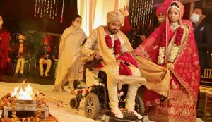 Rahul Singh Diwakar and his bride getting married in Chandigarh on Monday.(HT Photo) Rahul Singh Diwakar and his bride getting married in Chandigarh on Monday.(HT Photo)