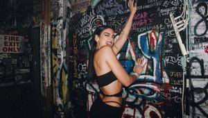 Singer Dua Lipa gives a peekaboo of her G-string as she rocks the visible thong trend.