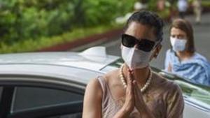 Bollywood actor Kangana Ranaut arrives to meet Maharashtra Governor Bhagat Singh Koshyari at Raj Bhavan, in Mumbai Sunday, Sept. 13, 2020.(PTI) Bollywood actor Kangana Ranaut arrives to meet Maharashtra Governor Bhagat Singh Koshyari at Raj Bhavan, in Mumbai Sunday, Sept. 13, 2020.(PTI)