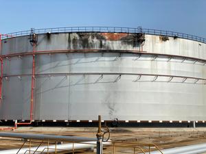 Saudi Arabia confirmed that Houthi rebels in Yemen targeted an oil facility in northern Jeddah province.(REUTERS) Saudi Arabia confirmed that Houthi rebels in Yemen targeted an oil facility in northern Jeddah province.(REUTERS)