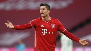 Bayern Munich's Robert Lewandowski reacts.(Pool via REUTERS) Bayern Munich's Robert Lewandowski reacts.(Pool via REUTERS)