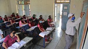 The syllabus reforms committee, the secondary board and higher secondary councils have suggested changes in the Madhyamik (class 10) and Uchha Madhyamik (class 12) curriculum for the 2020-21 academic year due to the COVID-19 situation.(HT file) The syllabus reforms committee, the secondary board and higher secondary councils have suggested changes in the Madhyamik (class 10) and Uchha Madhyamik (class 12) curriculum for the 2020-21 academic year due to the COVID-19 situation.(HT file)