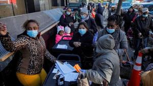 People line up to receive free holiday boxes of food from the Food Bank For New York City ahead of the Thanksgiving holiday.(Reuters file photo) People line up to receive free holiday boxes of food from the Food Bank For New York City ahead of the Thanksgiving holiday.(Reuters file photo)