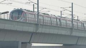 A metro train runs on a track, amid hazy weather conditions, in New Delhi.(PTI file photo) A metro train runs on a track, amid hazy weather conditions, in New Delhi.(PTI file photo)