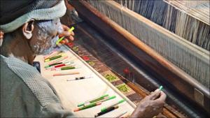 Covid-19: Wedding season seams less promising for India’s textile traders(Twitter/Sahapedia) Covid-19: Wedding season seams less promising for India’s textile traders(Twitter/Sahapedia)