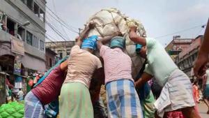 Data released Friday by the National Statistical Office showed industry normalizing faster than the service sector.(PTI File Photo) Data released Friday by the National Statistical Office showed industry normalizing faster than the service sector.(PTI File Photo)