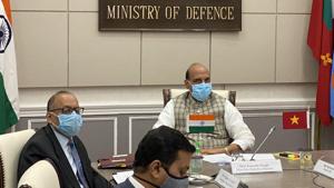 Defence minister Rajnath Singh and his Vietnamese counterpart General Ngo Xuan Lich held talks via video-conferencing on Friday.(TWITTER/ @rajnathsingh.) Defence minister Rajnath Singh and his Vietnamese counterpart General Ngo Xuan Lich held talks via video-conferencing on Friday.(TWITTER/ @rajnathsingh.)