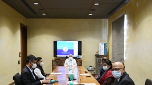 PM Modi at the Bharat Biotech facility in Hyderabad.(@narendramodi/Twitter) PM Modi at the Bharat Biotech facility in Hyderabad.(@narendramodi/Twitter)