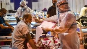 Private hospitals in Prayagraj is yet to submit names of doctors and other medical staff despite a directive by the state govt.(PTI Photo/Representative use) Private hospitals in Prayagraj is yet to submit names of doctors and other medical staff despite a directive by the state govt.(PTI Photo/Representative use)