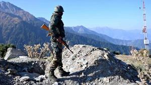 An Indian Army soldier stands guard near the Sadhana pass, about 8 km from the Line of Control (LOC) in Kupwara. (Image used for representation).(AFP PHOTO.) An Indian Army soldier stands guard near the Sadhana pass, about 8 km from the Line of Control (LOC) in Kupwara. (Image used for representation).(AFP PHOTO.)