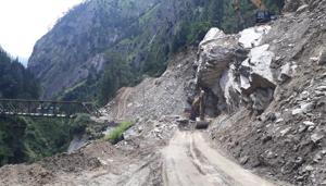 Road widening work underway on a stretch between Joshimath and Badrinath shrine in Chamoli district.(HT file photo) Road widening work underway on a stretch between Joshimath and Badrinath shrine in Chamoli district.(HT file photo)