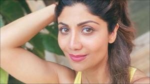 Shilpa Shetty Kundra gives a variation to Yoga’s Eka pada Kapotasana(Instagram/theshilpashetty) Shilpa Shetty Kundra gives a variation to Yoga’s Eka pada Kapotasana(Instagram/theshilpashetty)