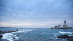 Cloudy weather conditions in Kanyakumari, Wednesday, Dec. 2, 2020, ahead of Cyclone Burevi's expected landfall.(PTI) Cloudy weather conditions in Kanyakumari, Wednesday, Dec. 2, 2020, ahead of Cyclone Burevi's expected landfall.(PTI)