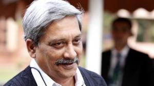 Manohar Parrikar had opposed the railway line doubling project during the UPA rule at the Centre.(Hindustan Times) Manohar Parrikar had opposed the railway line doubling project during the UPA rule at the Centre.(Hindustan Times)