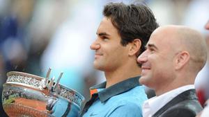 Andre Agassi and Roger Federer(Getty Images) Andre Agassi and Roger Federer(Getty Images)