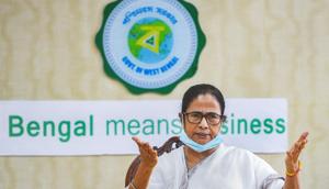 West Bengal Chief Minister Mamata Banerjee addresses a press conference at the state secretariat Nabanna in Kolkata.(PTI) West Bengal Chief Minister Mamata Banerjee addresses a press conference at the state secretariat Nabanna in Kolkata.(PTI)