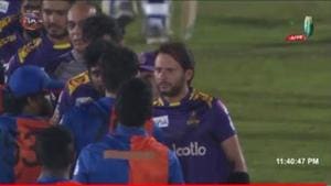Shahid Afridi speaks to Afghan paceman Naveen ul Haq after the end of the match between Galle Gladiators and Kandy Tuskers in Lanka Premier League.(Twitter/Saj Sadiq) Shahid Afridi speaks to Afghan paceman Naveen ul Haq after the end of the match between Galle Gladiators and Kandy Tuskers in Lanka Premier League.(Twitter/Saj Sadiq)