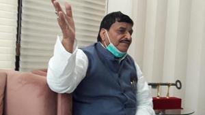 Shivpal Yadav hits out at nephew and SP chief Akhielsh Yadav.(HT photo/Pankaj Jaiswal) Shivpal Yadav hits out at nephew and SP chief Akhielsh Yadav.(HT photo/Pankaj Jaiswal)