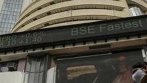 Ultratech Cement (up 4%), Laren & Toubro (up 2%), and ICICI Bank, Mahindra & Mahindra, and Bharti Airtel (all up 2%) were the top Sensex gainers.(Bloomberg file photo) Ultratech Cement (up 4%), Laren & Toubro (up 2%), and ICICI Bank, Mahindra & Mahindra, and Bharti Airtel (all up 2%) were the top Sensex gainers.(Bloomberg file photo)