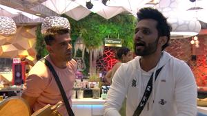 (Rahul Vaidya is currently on Bigg Boss 14.) (Rahul Vaidya is currently on Bigg Boss 14.)