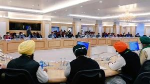 Fifth round of meeting between farmers' representatives and the Central government begins over farm laws, at Vigyan Bhawan in New Delhi.(ANI) Fifth round of meeting between farmers' representatives and the Central government begins over farm laws, at Vigyan Bhawan in New Delhi.(ANI)