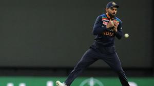 Virat Kohli has been a butter-fingered with his fielding this series.(Getty Images) Virat Kohli has been a butter-fingered with his fielding this series.(Getty Images)