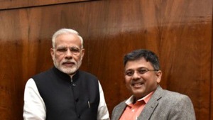 Prime minister Narendra Modi with VOSAP founder Pranav Desai.(Image via Twitter) Prime minister Narendra Modi with VOSAP founder Pranav Desai.(Image via Twitter)