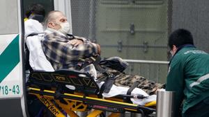 A patient is wheeled into a hospital during the coronavirus (Covid-19) pandemic in the Manhattan borough of New York City, New York, US on December 4, 2020.(Reuters File Photo) A patient is wheeled into a hospital during the coronavirus (Covid-19) pandemic in the Manhattan borough of New York City, New York, US on December 4, 2020.(Reuters File Photo)