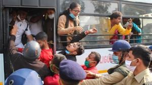 Police detain BJP activists at a protest in Siliguri on Turesday after a party worker died in clashes with the police on Monday.(PTI) Police detain BJP activists at a protest in Siliguri on Turesday after a party worker died in clashes with the police on Monday.(PTI)