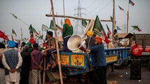The farmers have given a call for bandh as a part of their ongoing protest demanding revocation of three new farm laws.(Reuters Photo) The farmers have given a call for bandh as a part of their ongoing protest demanding revocation of three new farm laws.(Reuters Photo)