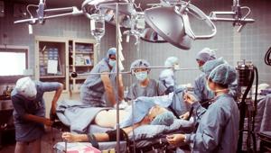 Almost 10% of lung-cancer patients and about 7% of those with malignant melanoma experienced a heart problem -- ranging from irregular heartbeat to fatal heart attack -- within a year of beginning treatment.(Unsplash) Almost 10% of lung-cancer patients and about 7% of those with malignant melanoma experienced a heart problem -- ranging from irregular heartbeat to fatal heart attack -- within a year of beginning treatment.(Unsplash)