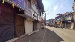 The shutdown was observed in around 10,000 places in 25 states, said Swaraj India leader Yogendra Yadav.(Anil Velhal) The shutdown was observed in around 10,000 places in 25 states, said Swaraj India leader Yogendra Yadav.(Anil Velhal)