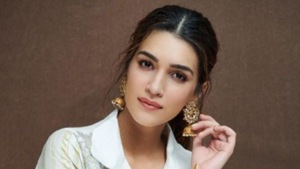 Kriti Sanon and late Sushant Singh Rajput were rumoured to being in a relationship during the making of Raabta. Kriti Sanon and late Sushant Singh Rajput were rumoured to being in a relationship during the making of Raabta.