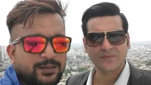 Suraj Godabe is seen in the picture with Bollywood personality Arbaaz Khan.(Courtesy Twitter- @surajgodambe) Suraj Godabe is seen in the picture with Bollywood personality Arbaaz Khan.(Courtesy Twitter- @surajgodambe)