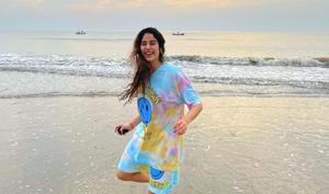Janhvi Kapoor enjoyed a fun day at the beach. Janhvi Kapoor enjoyed a fun day at the beach.