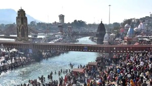 Renovation work at Har-Ki-Pauri ahead of Mahakumbh in Haridwar.(HT FILE PHOTO) Renovation work at Har-Ki-Pauri ahead of Mahakumbh in Haridwar.(HT FILE PHOTO)