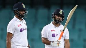 Hanuma Vihari and Rishabh Pant on Day 2 of the warm-up match against Australia A(BCCI/Twitter)