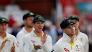 FILE PHOTO: Cricket - Ashes 2019 - Fifth Test - England v Australia - Kia Oval, London, Britain - September 15, 2019 Australia's Steve Smith during the end of series presentation Action Images via Reuters/Andrew Boyers/File Photo/File Photo(Action Images via Reuters) FILE PHOTO: Cricket - Ashes 2019 - Fifth Test - England v Australia - Kia Oval, London, Britain - September 15, 2019 Australia's Steve Smith during the end of series presentation Action Images via Reuters/Andrew Boyers/File Photo/File Photo(Action Images via Reuters)