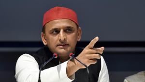 Samajwadi Party chief Akhilesh Yadav has said that his party will form the alliance with smaller parties in the upcoming Assembly polls(PTI) Samajwadi Party chief Akhilesh Yadav has said that his party will form the alliance with smaller parties in the upcoming Assembly polls(PTI)