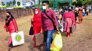 Polling officials carry election materials at a distribution centre ahead of the third phase of Kerala local body elections, in Kozhikode.(PTI) Polling officials carry election materials at a distribution centre ahead of the third phase of Kerala local body elections, in Kozhikode.(PTI)