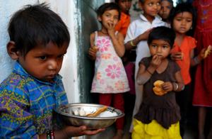 Children at an Anganwadi having mid-day meal in a village in Khandwa.(PRIYANKA PARASHAR/HT ARCHIVE) Children at an Anganwadi having mid-day meal in a village in Khandwa.(PRIYANKA PARASHAR/HT ARCHIVE)