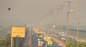 The sources of pollution here include construction and road dust, garbage-burning in vacant areas, and industries that spew pollutants from their stacks or congestion points for traffic.(Raj K Raj/HT PHOTO)