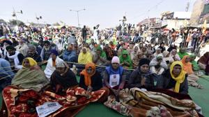 Farmers congregate during a protest against the new farm laws at Singhu (Delhi-Haryana Border) near New Delhi on Monday.(Sanjeev Verma/HT PHOTO) Farmers congregate during a protest against the new farm laws at Singhu (Delhi-Haryana Border) near New Delhi on Monday.(Sanjeev Verma/HT PHOTO)