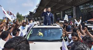 Makkal Needhi Maiam President Kamal Haasan promised to grow Tamil Nadu into a trillion dollar economy if voted to power.(PTI) Makkal Needhi Maiam President Kamal Haasan promised to grow Tamil Nadu into a trillion dollar economy if voted to power.(PTI)