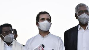 The parliamentary panel on defence wasted time discussing the uniform of the soldiers, Rahul Gandhi said. ( File Photo)(Sanjeev Verma/HT PHOTO) The parliamentary panel on defence wasted time discussing the uniform of the soldiers, Rahul Gandhi said. ( File Photo)(Sanjeev Verma/HT PHOTO)