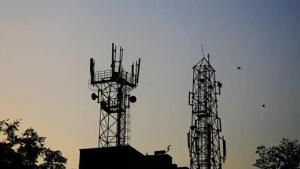 Spectrum in the 3300-3600MHz bands, recommended by the telecom regulator for fifth-generation (5G) networks, have not been included in the proposed auction.(Priyanka Parashar/ HT File Photo) Spectrum in the 3300-3600MHz bands, recommended by the telecom regulator for fifth-generation (5G) networks, have not been included in the proposed auction.(Priyanka Parashar/ HT File Photo)