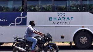 Bharat Biotech has developed the whole-virion inactivated SARS-CoV-2 vaccine candidate (BBV152) in collaboration with ICMR.(Reuters File Photo) Bharat Biotech has developed the whole-virion inactivated SARS-CoV-2 vaccine candidate (BBV152) in collaboration with ICMR.(Reuters File Photo)