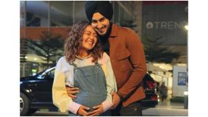 Neha Kakkar flaunts baby bump in new pic(Instagram/nehakkar) Neha Kakkar flaunts baby bump in new pic(Instagram/nehakkar)