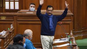 Chief minister of Delhi Arvind Kejriwal addressing a special session of the Delhi Vidhan Sabha on the new farm laws, in New Delhi on Thursday.(Hindustan Times/HT PHOTO) Chief minister of Delhi Arvind Kejriwal addressing a special session of the Delhi Vidhan Sabha on the new farm laws, in New Delhi on Thursday.(Hindustan Times/HT PHOTO)